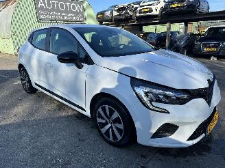 Auto incidentate Renault Clio 1.0 TCE 67KW Clima Navi Led Equilibre 5-Drs NAP 2023/8