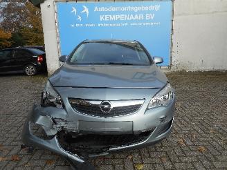 Salvage car Opel Astra Astra J (PC6/PD6/PE6/PF6) Hatchback 5-drs 1.4 Turbo 16V (A14NET(Euro 5=
)) [88kW]  (10-2010/10-2015) 2011