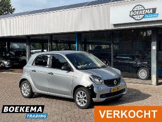 Damaged car Smart Forfour 1.0 Automaat Business Solution Cruise Clima Orig NL+NAP 2018/12