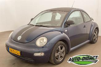 uszkodzony samochody osobowe Volkswagen New-beetle 2.0 Airco Highline 1999/9