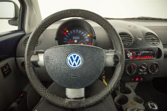 Volkswagen New-beetle 2.0 Airco Highline picture 9