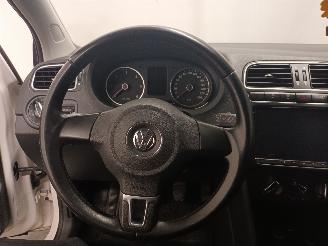 Volkswagen Polo Polo V (6R) Hatchback 1.2 TDI 12V BlueMotion (CFWA(Euro 5)) [55kW]  (1=
0-2009/05-2014) picture 17