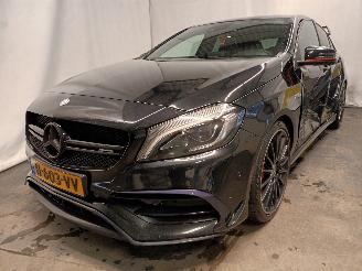 Voiture accidenté Mercedes  A-Klasse AMG (W176) Hatchback 2.0 A-45 AMG Turbo 16V 4-Matic (M133.980=
) [280kW]  (07-2015/05-2018) 2016/2