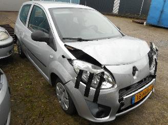 demontáž osobní automobily Renault Twingo 1.2 Benzine 2009/3