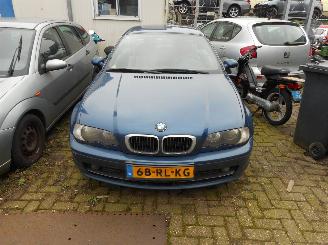 škoda osobní automobily BMW 3-serie 320ci Cabrio 2001/2