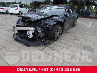 damaged passenger cars Porsche Taycan Taycan (Y1A), Sedan, 2019 4S 2021/1