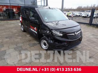 Schadeauto Opel Combo Combo Cargo, Van, 2018 1.6 CDTI 75 2019/3
