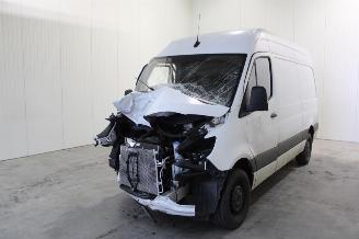 dommages camions /poids lourds Mercedes Sprinter  2021/4