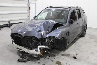 uszkodzony samochody ciężarowe BMW X5  2022/9