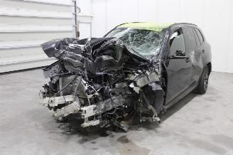 damaged passenger cars BMW X5  2020/9