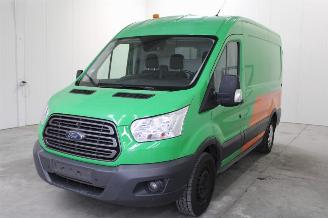 damaged commercial vehicles Ford Transit  2017/4