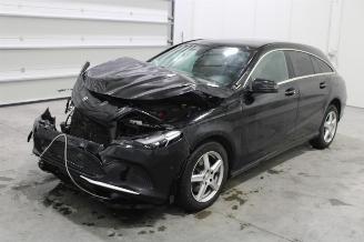 damaged passenger cars Mercedes Cla-klasse CLA 180 2018/3