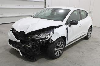 Auto incidentate Renault Clio  2023/3