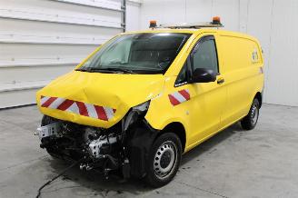 Salvage car Mercedes Vito  2021/3