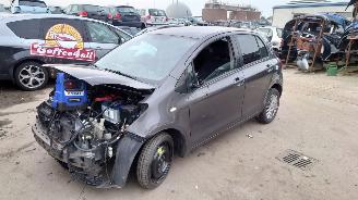 Auto incidentate Toyota Yaris 2009 1.3 16v 1NRFE Grijs 1G3 Grijs onderdelen 2009/1