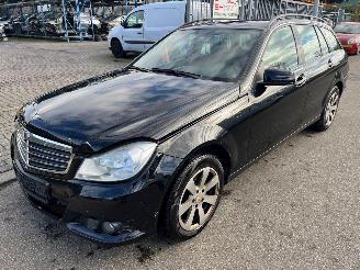 damaged passenger cars Mercedes C-klasse  2014/1