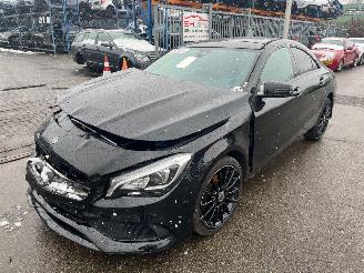 uszkodzony samochody osobowe Mercedes Cla-klasse  2019/1