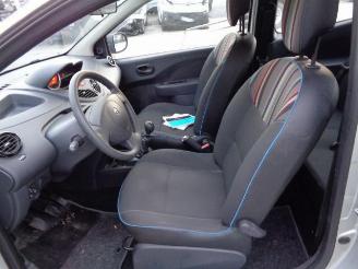 Renault Twingo EXPRESSION 1.1 picture 6