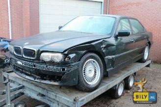 Damaged car BMW 7-serie E38 740IL 2000/7