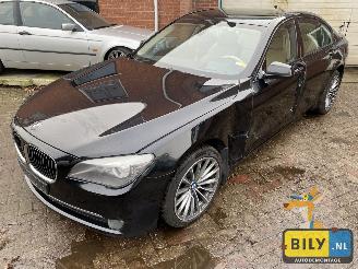 uszkodzony samochody osobowe BMW 7-serie F01 730D 2010/7