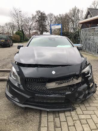 danneggiata veicoli commerciali Mercedes Cla-klasse CLA 220 D SHOOTINGBREAK 2015/9