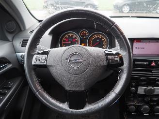 Opel Astra Automaat picture 17