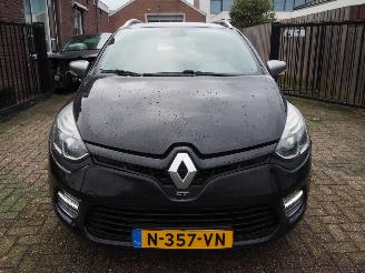 Renault Clio 1.2 GT Automaat picture 2